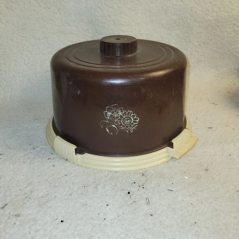 Vintage Lock Lift Cake Cover Carrier Brown Cream Plastic Floral Retro Kitchen...